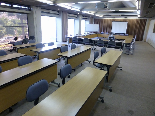 会議やセミナー会場として 会議やセミナー会場として